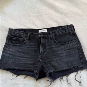 Abercrombie and Fitch 
Mid rise boyfriend  Black Jean Shorts
Size 32/14